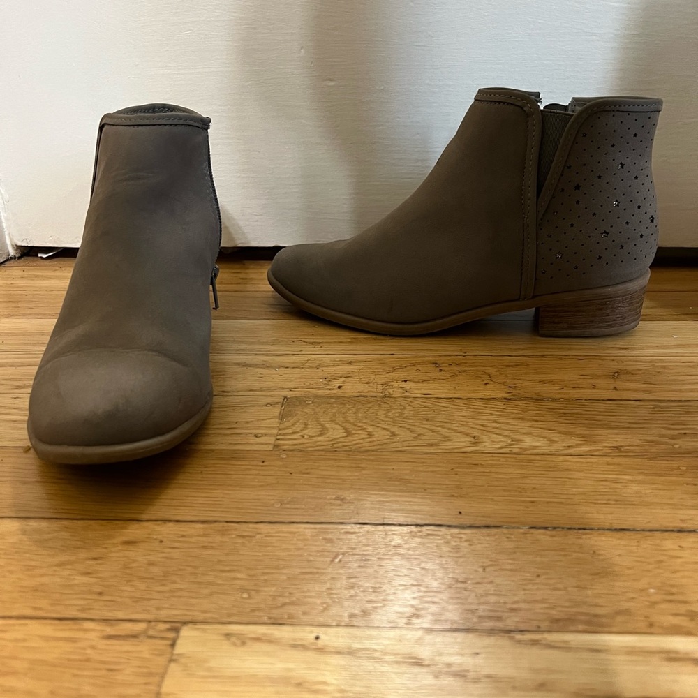 Wonder Nation Girls Shoes